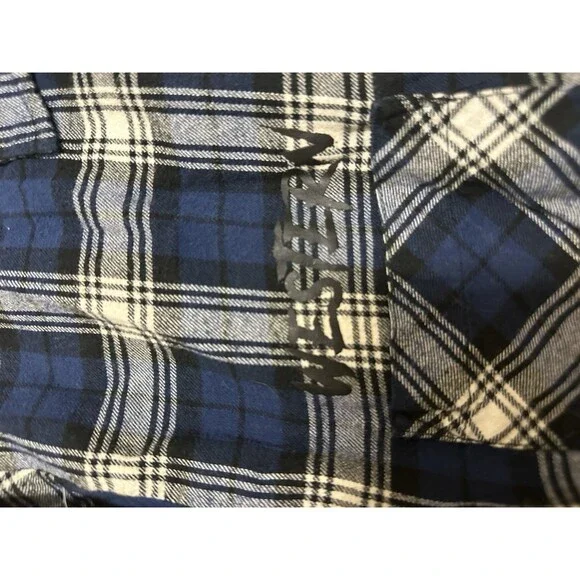 NBA Wolfs Button Down Flannel Shirt - Picture 4 of 5